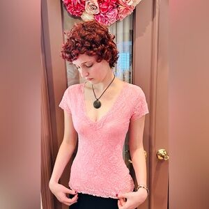 Hanky Panky Small Signature Lace, V-Neck, Short Sleeve Top